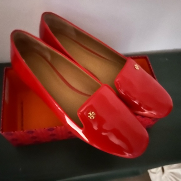 Tory Burch paten leather shoes - Picture 5 of 8